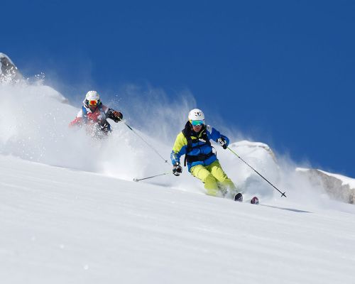 deep snow skiing in Ramsau