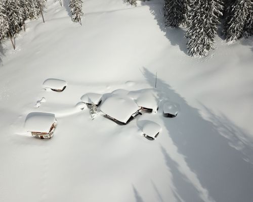 the Lärchbodenalm in winter